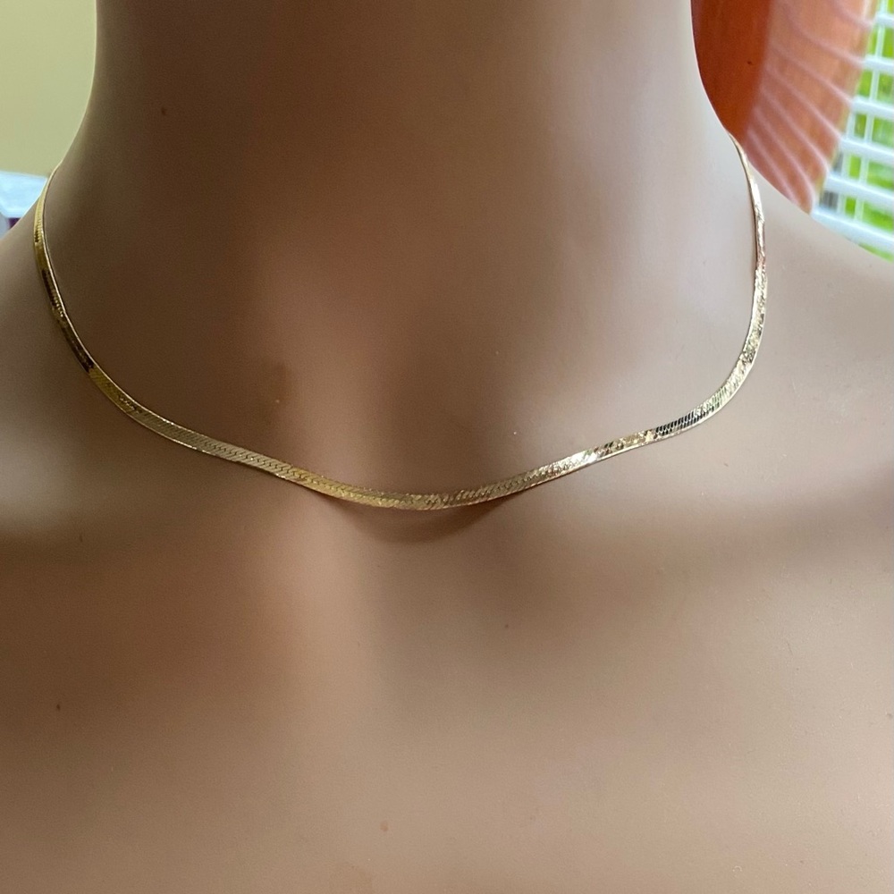 L-18: Solid 14k YG Herringbone Mirror Finish Neck Chain- 17 3/4” 4mm Width. - Picture 6 of 11